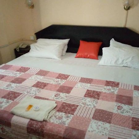 To Be Hotel Kumasi Bagian luar foto