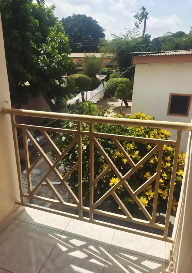 To Be Hotel Kumasi Bagian luar foto