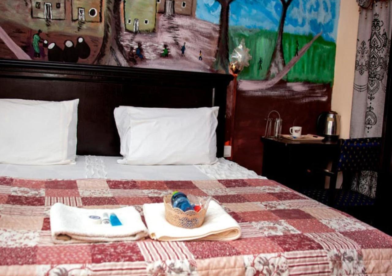 To Be Hotel Kumasi Bagian luar foto